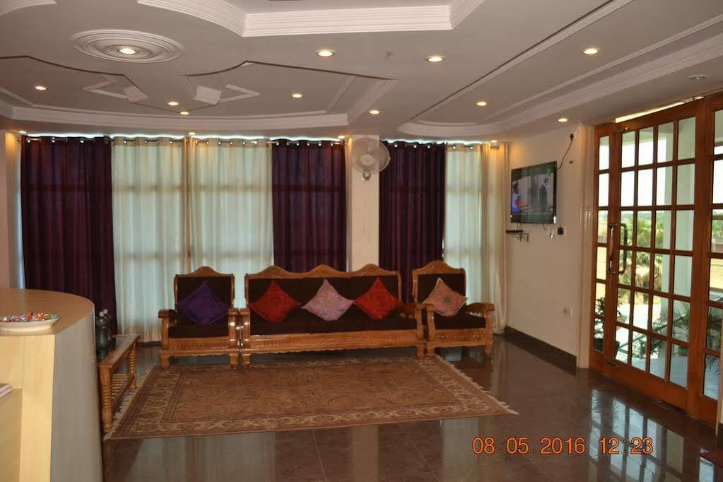 Hotel Bodh Vilas Exterior photo